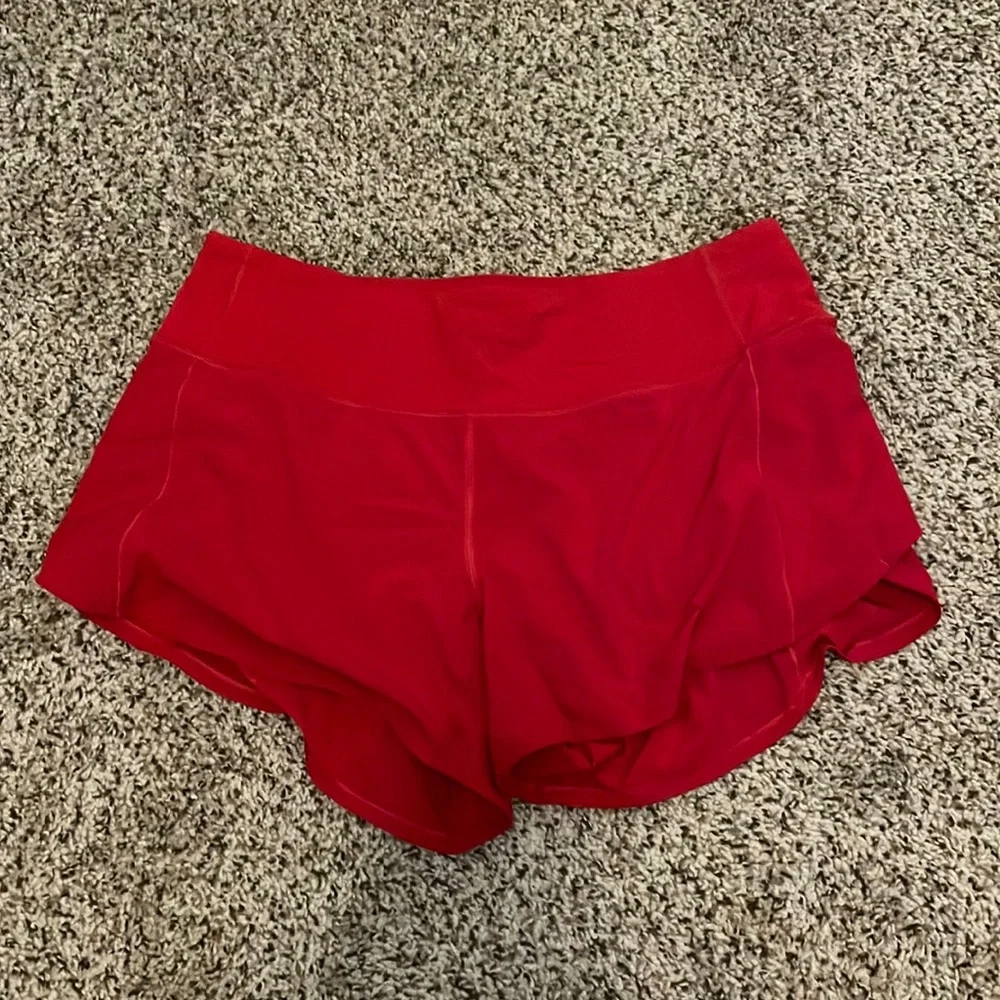 Lululemon Speed Shorts in Dark Red - Picture 1 of 3